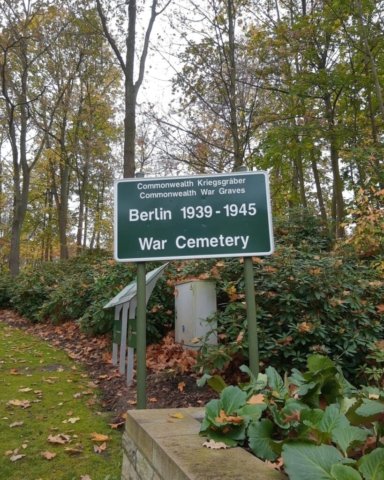 Commonwealth War Cemetery Berlin