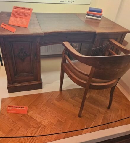 davidsumnerhistory_1758565982_3727444082676259102_65372354849 Capa